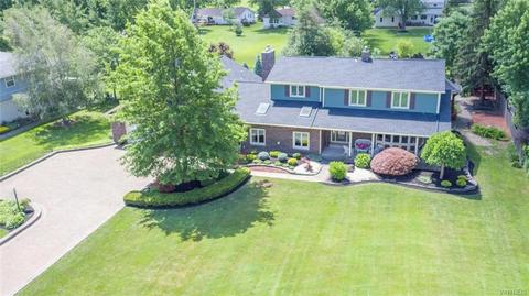 631 Stolle Rd