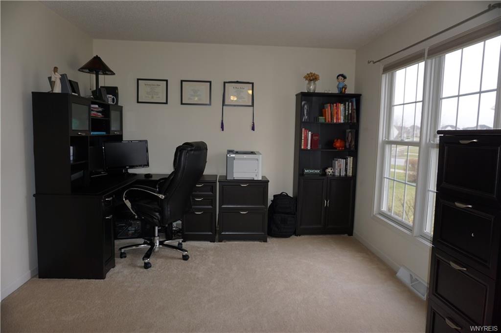 31 Parkedge Dr