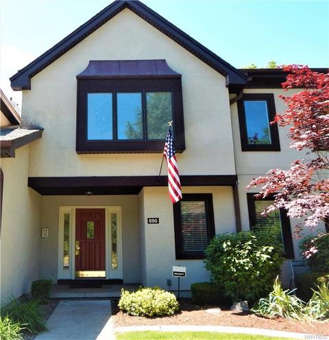 310 N 9th St