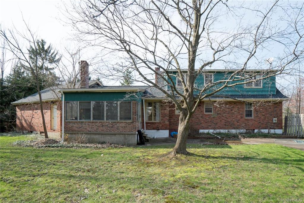 78 Scattertree Ln