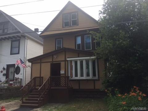 2 Boll St