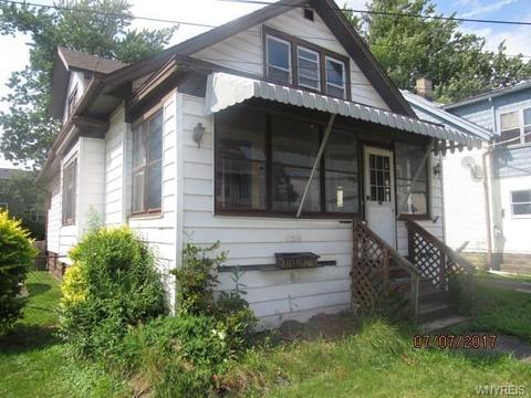 2 Boll St
