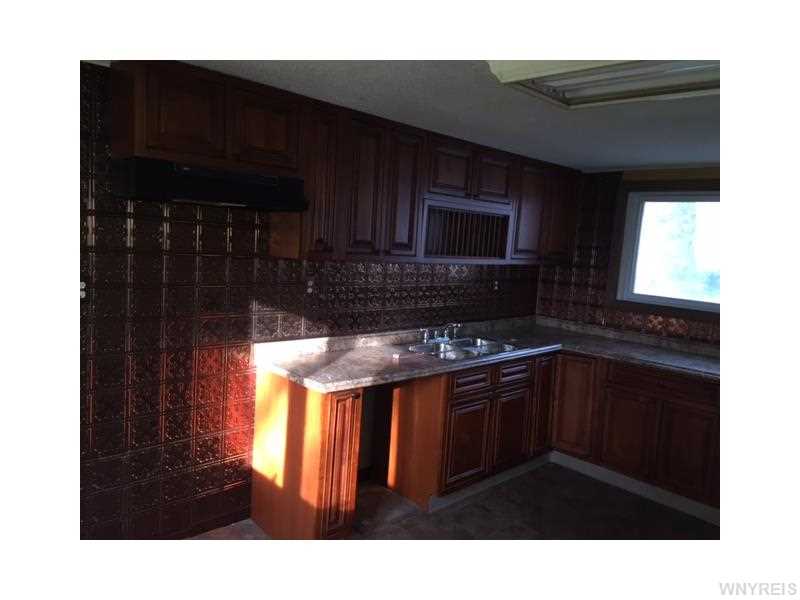 For Sale: 24 Armin Pl Buffalo, NY 14210