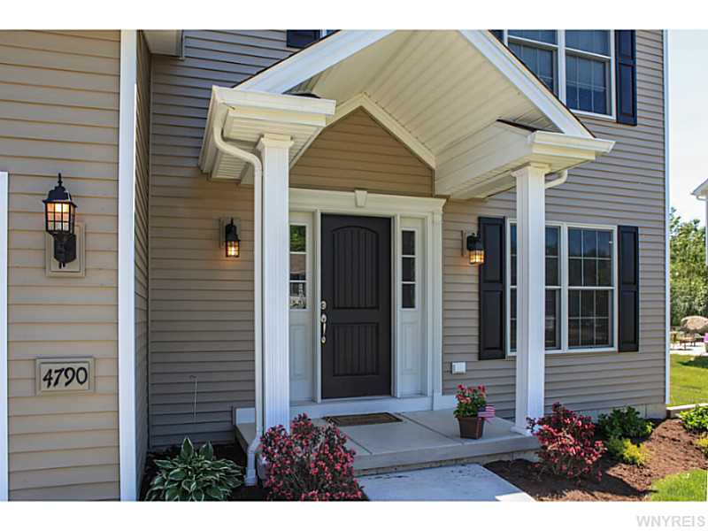 For Sale: 4790 Mosey Ln Buffalo, NY 14219
