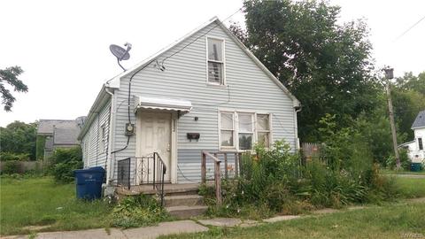 989 Walden Ave