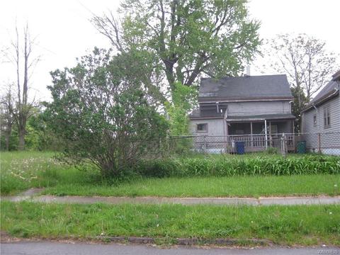 989 Walden Ave