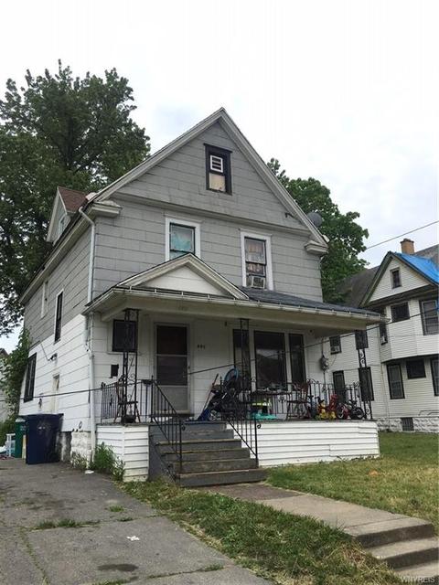 989 Walden Ave