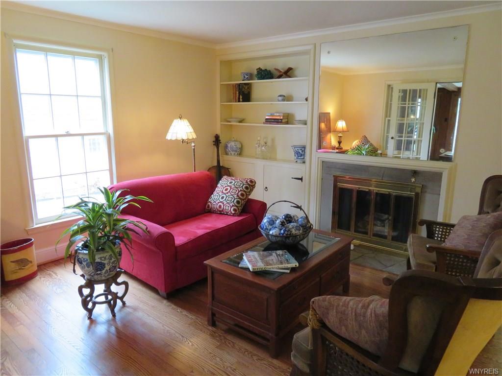 396 Louvaine Dr