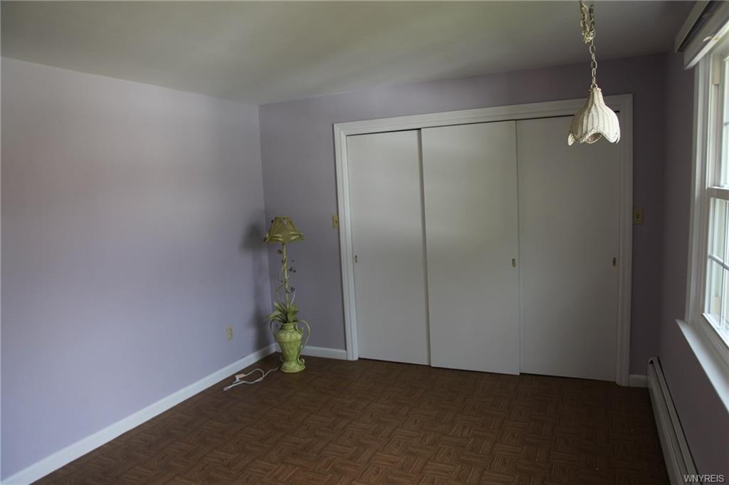 160 Woodward Dr
