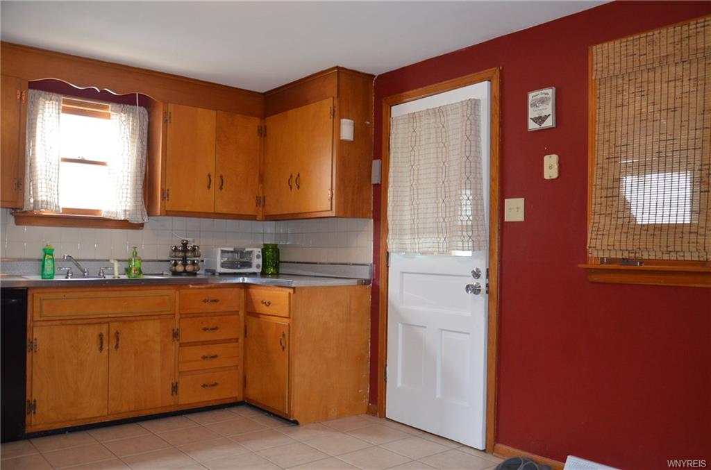 157 Mcnaughton Ave