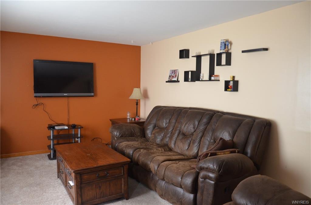 157 Mcnaughton Ave