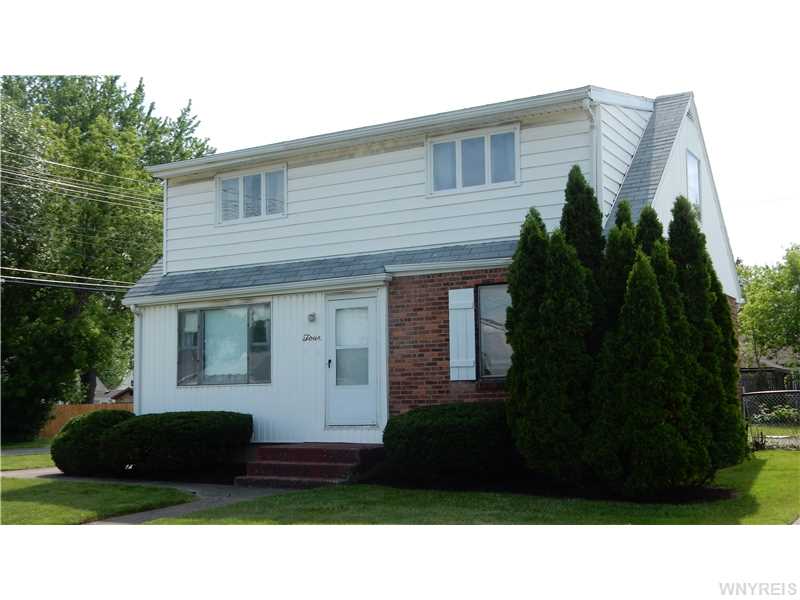 For Sale: 4 Birkdale Rd Buffalo, NY 14225
