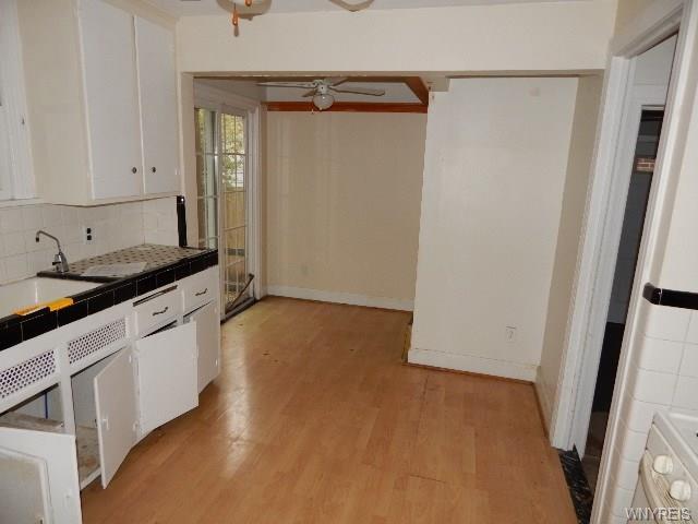 1436 Eggert Rd