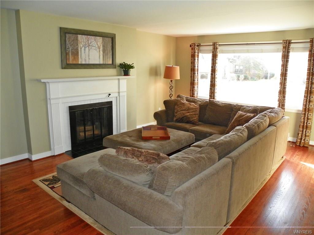 132 Huxley Dr
