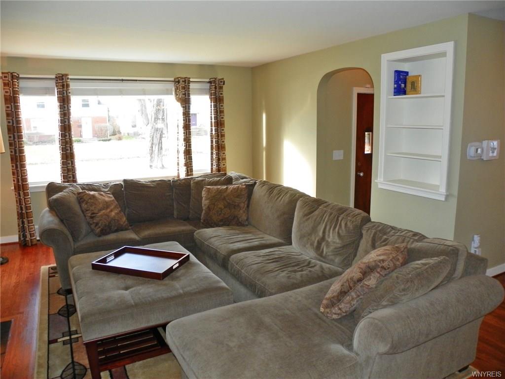132 Huxley Dr
