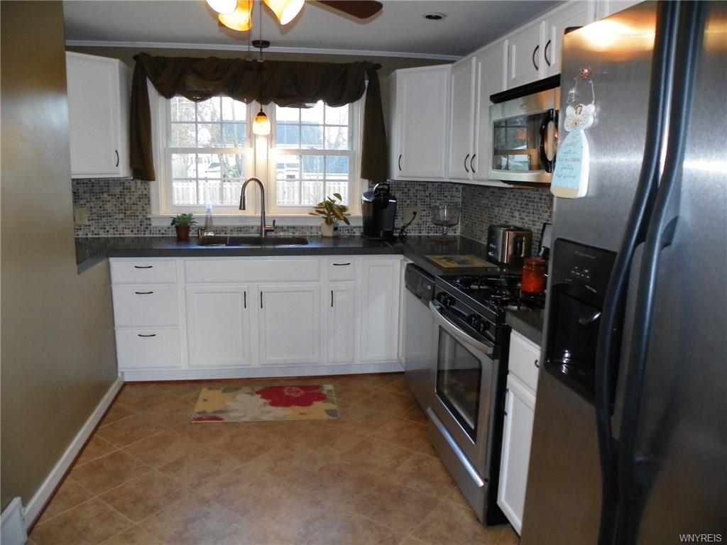 132 Huxley Dr