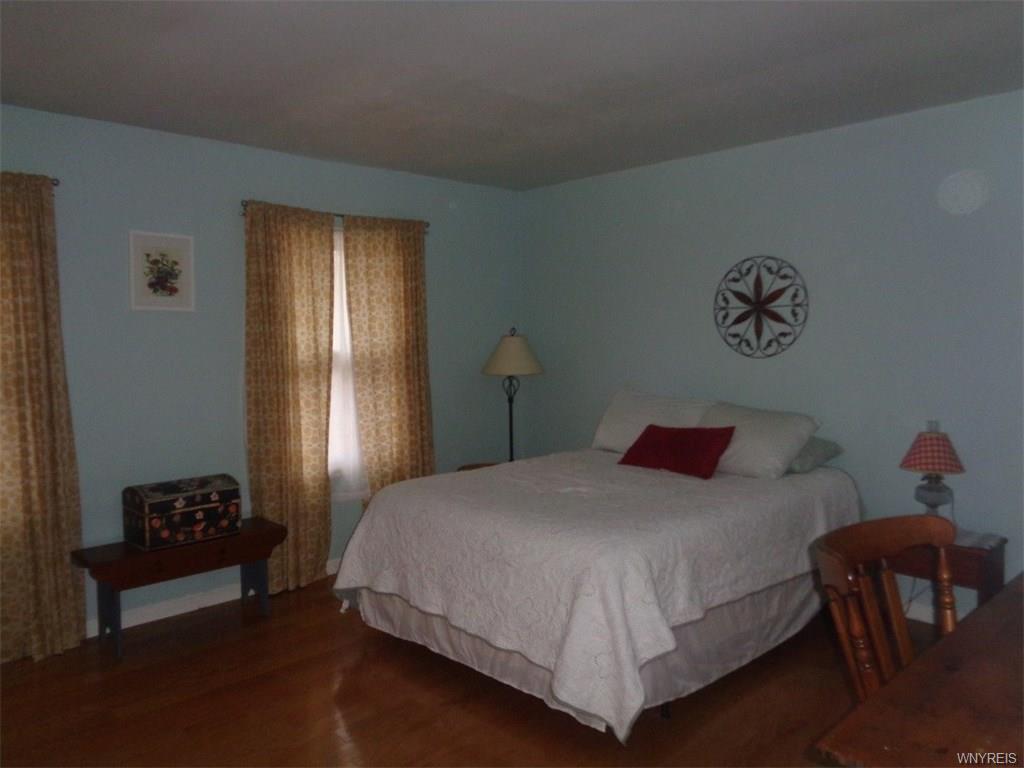 4489 County Line Rd