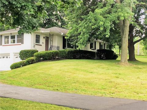 5 Bittersweet Rd