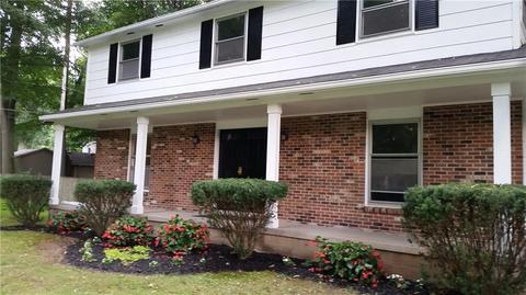 21 Briggs Ave