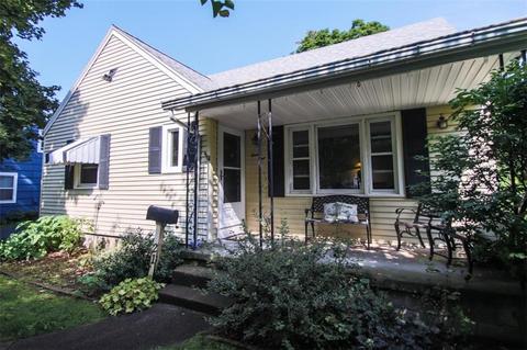 21 Briggs Ave