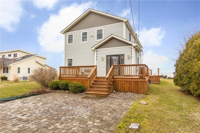 227 Hillbridge