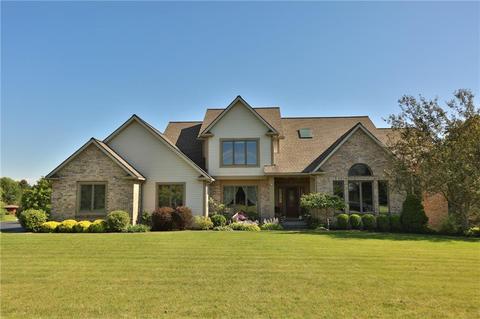 3 Crest Wood Cir