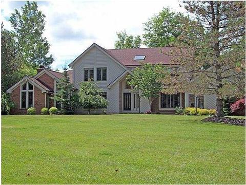 3 Crest Wood Cir