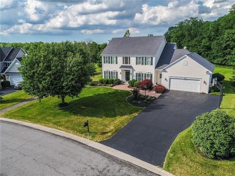 3 Crest Wood Cir