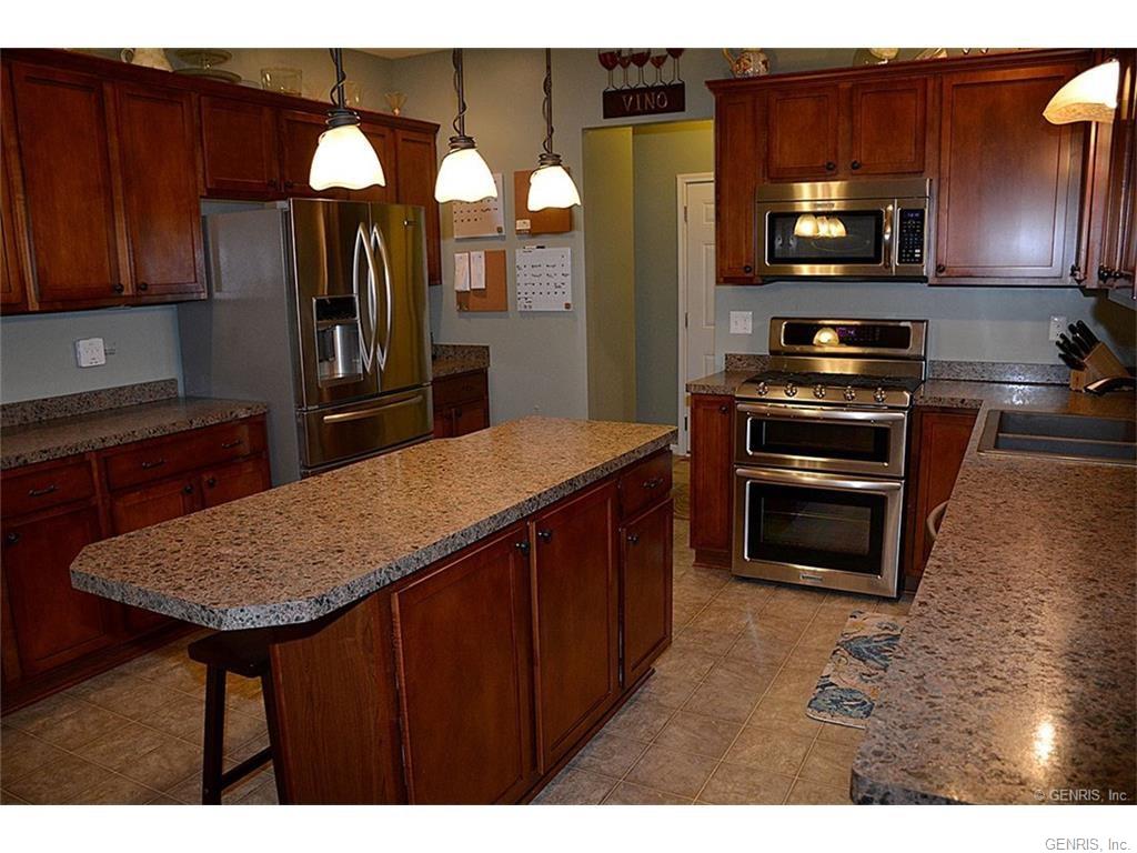 7632 Summers Pl