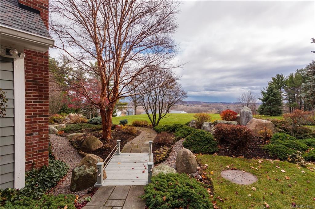 157 Knickerbocker Rd
