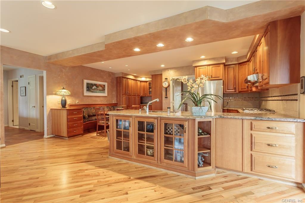 157 Knickerbocker Rd