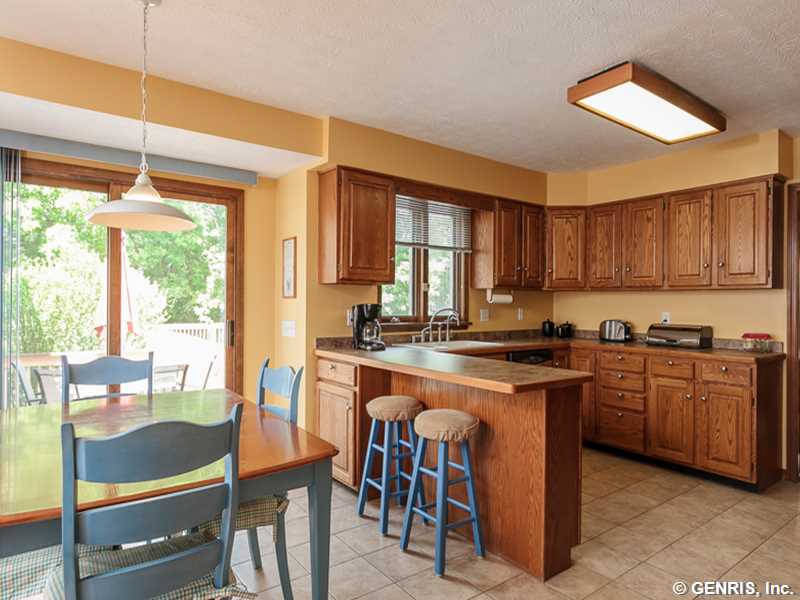 For Sale: 968 Oak Ridge Dr Victor, NY 14564