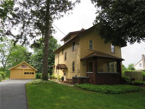 1815 Ridge Rd