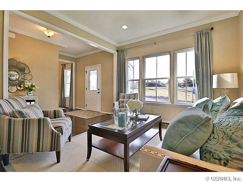 For Sale: 244 Elmcrest Rise West Henrietta, NY 14586