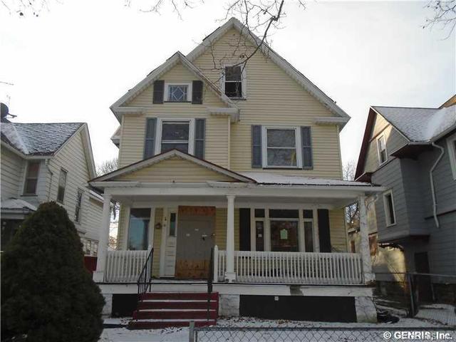 225 Grand Ave
