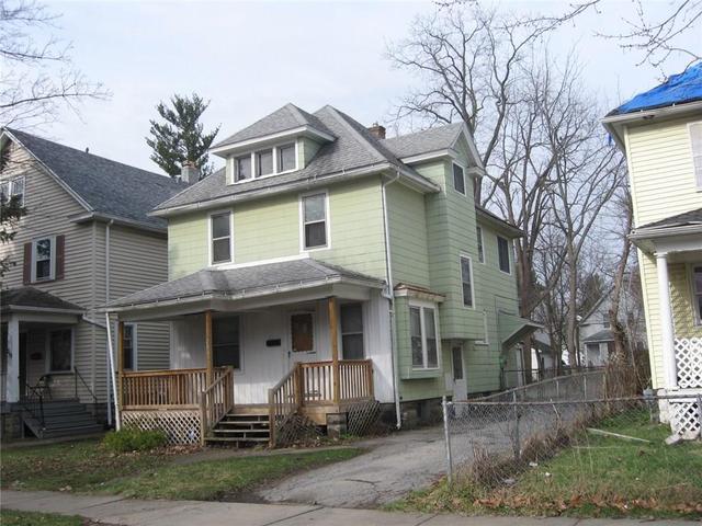 32 Turner St