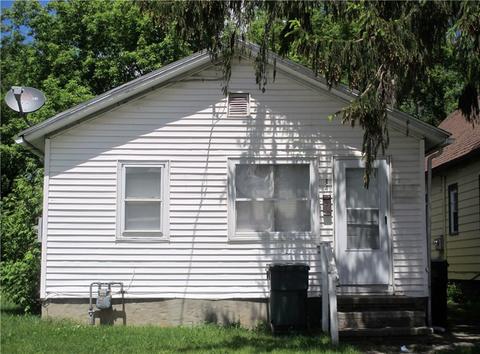 1304 Lake Rd