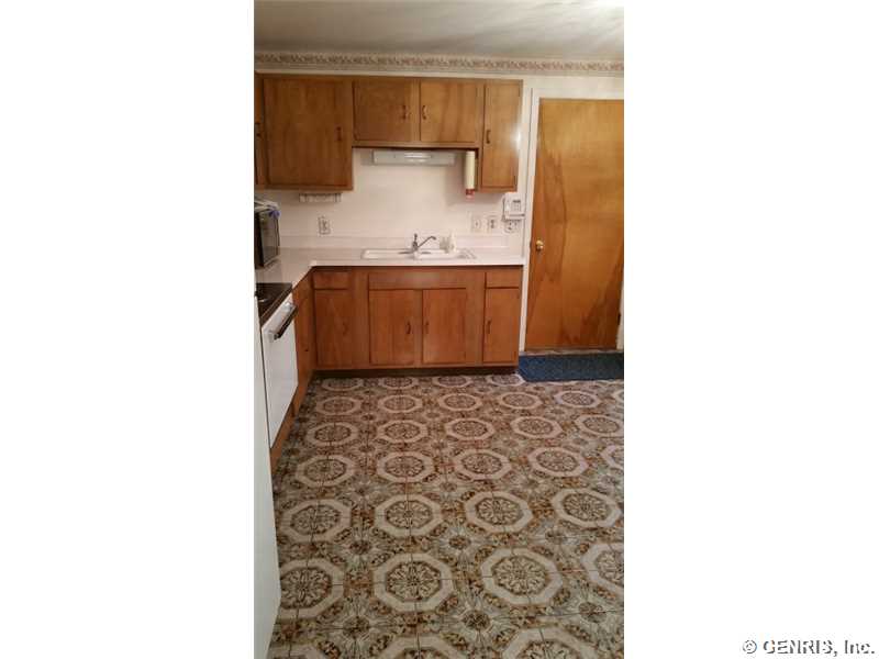 For Sale: 225 Jamestown Ter Rochester, NY 14615