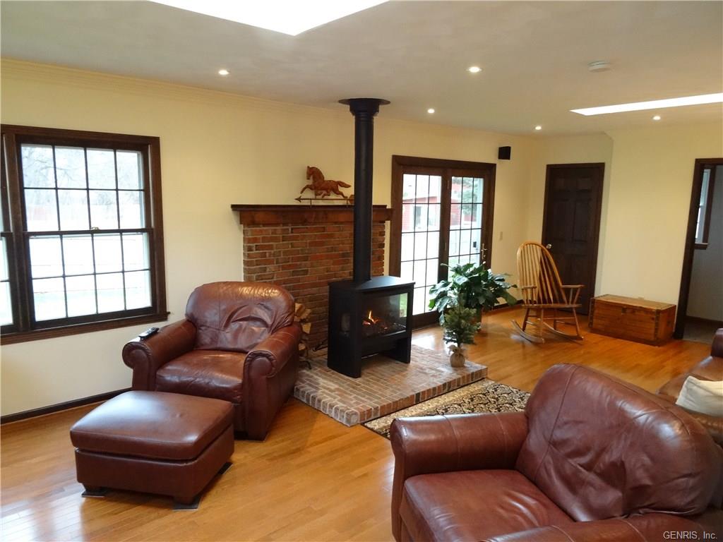 30 Beaconview Ct