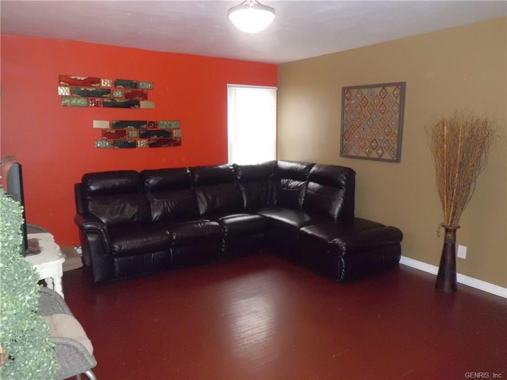 229 Fernwood Ave