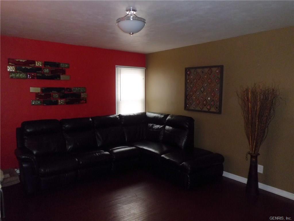 229 Fernwood Ave