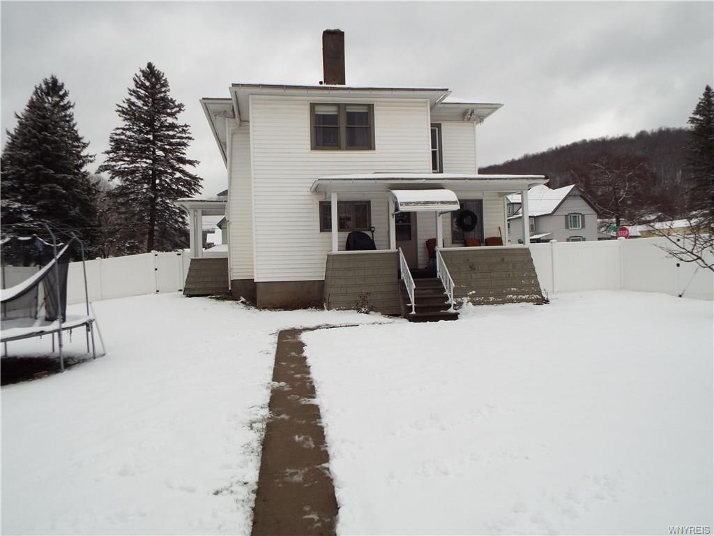 27 Dyke St