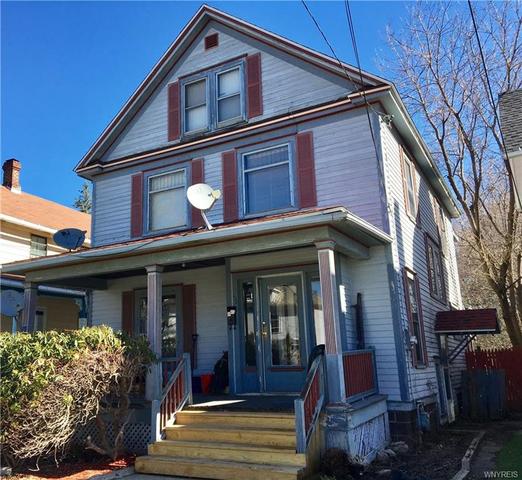 824 Union St S