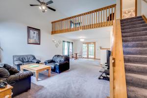 For Sale: 74 Wickfield Rd Blacklick, OH 43004