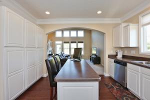 For Sale: 700 Redwood Valley Dr Blacklick, OH 43004