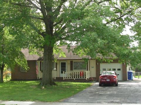 112 Montrose Ave