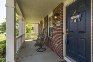 For Sale: 694 Meadows Dr Delaware, OH 43015