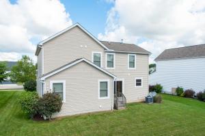 584 Apple Valley Cir