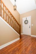 584 Apple Valley Cir