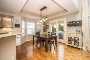 5581 Royal Dublin Dr